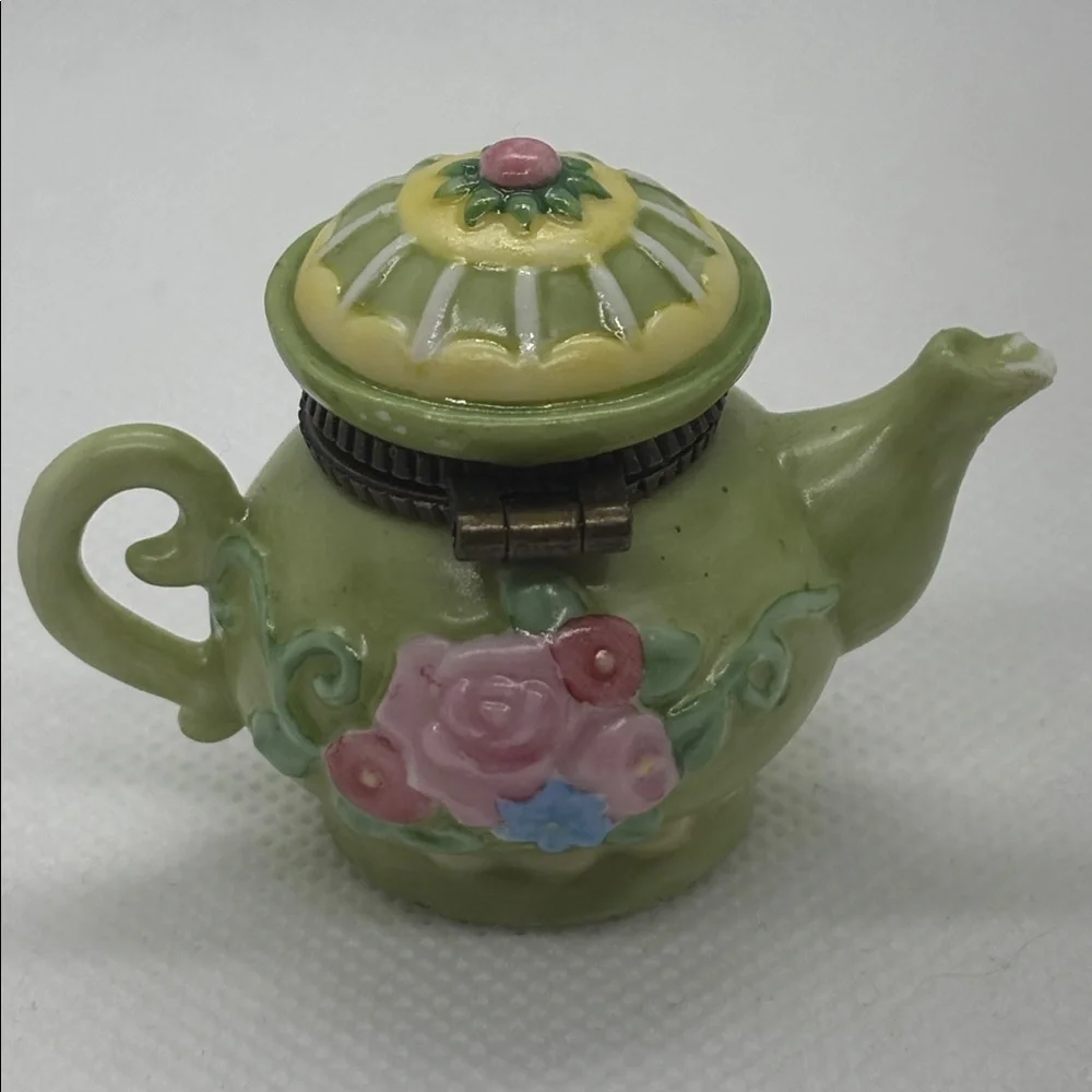 MARY ENGELBREIT MINIATURE TRINKET BOX TEAPOT - Picture 3 of 6